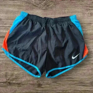 Women’s Nike tempo running shorts size Small